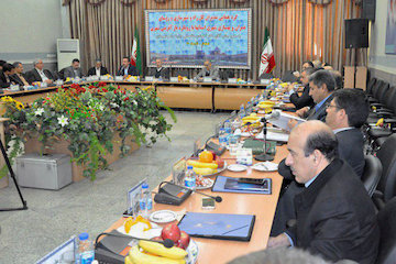 انعقاد ۲۴۰ میلیارد تومان قرارداد با شهرداریها در بازآفرینی شهری/ ضرورت همکاری توأمان دولت، نهادهای عمومی و مردم برای احیای بافت فرسوده جلسه