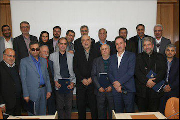 امضاء تفاهمنامه همكاری انجمن دفاتر خدمات مسافرت هوايی ۹ استان با سازمان هواپيمايی كشوری تفاهم نامه