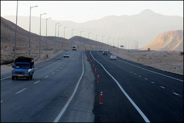 دوبانده شدن مسیر گراش- اوز به طول شش کیلومتر جاده