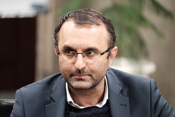 پروازهای فرودگاه امام(ره) ظهر چهارشنبه به شرایط عادی بازمیگردد/ بخاطر تاخیر پروازها از مردم عذرخواهی میكنم شهرام آدمنژاد