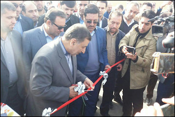 افتتاح ۲۰۰ کیلومتر بزرگراه و راه روستایی در لرستان/ افتتاح ۸۱۹ واحد مسکن مهر افتتاح