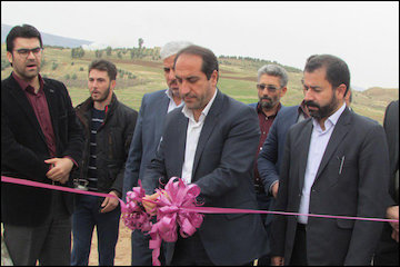بهرهبرداری از بهسازی و روکش آسفالت ۷/۵ کیلومتر راه روستایی در شهرستان سیروان  افتتاح
