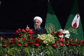 تامين مسكن خانهاولیها و بازسازی بافتهای فرسوده با تسهيلات ۶ درصد/ نوسازی ۲۰۲هزار کامیون فرسوده به شرط پاسخگویی توان تولید داخل روحاني