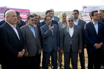 آغاز ساخت ۱۶۳۲ واحد مسکونی در بندرعباس/ جزئیات ساخت مسکن برای کارمندان دولت در ۱۵۰ هکتار زمین آغاز عملیات اجرای