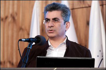 نباید محیط زیست قربانی راهسازی شود/ لزوم توجه به معماری راه در راهسازیهای کشور حامد مظاهریان