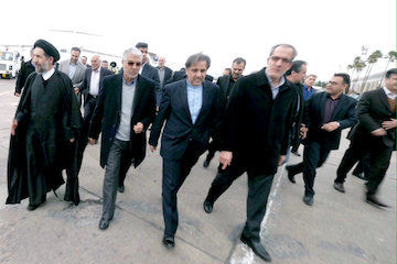 آخوندی برای شرکت در مراسم قربانیان هواپیمای آسمان عازم مصلی یاسوج شد سفر