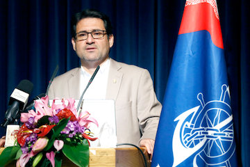 بنادر ایران طی دوره ۳ ساله هوشمندسازی میشود/ آغاز عملیات اجرایی فاز ۳ توسعه بندر شهید رجایی با حضور روحانی و آخوندی محمد راستاد