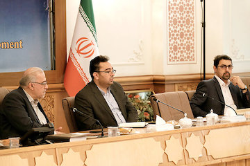 تشریح برنامه ساخت ایستگاه دوم راهآهن تهران در قالب طرح TOD/ یزد هاب قطارهای پرسرعت کشور میشود نشست