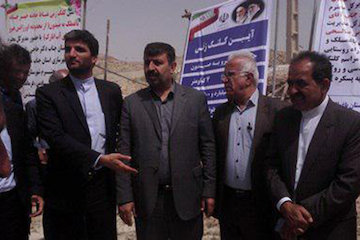 آغاز عملیات اجرایی پروژه راه روستایی هپرو به صیدون در باغملک خوزستان مراسم