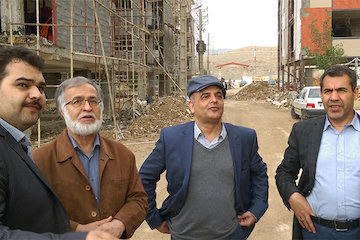 بازدید مدیرعامل سازمان ملی زمین و مسکن از مسکن مهر سرپل ذهاب بازدید