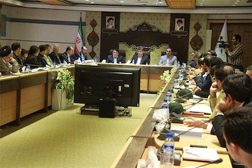 کسب رتبه ششم کشوری استان قم در تحقق برنامه بازآفرینی شهری جلسه