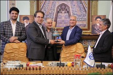بازآفرینی شهری منجر به آرامش و زیستپذیری میشود/کارخانه ریسباف احیا میشود مراسم