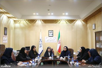 فعالیت ۸۰۰۰ متخصص زن در حوزه هوانوردی کشور/ راهاندازی گردشگری حلال برای مسلمانان جهان در کترینگ هما جلسه