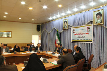 ۲۷ پروژه در محلات هدف بازآفرینی استان اردبیل اجرایی میشود نشست