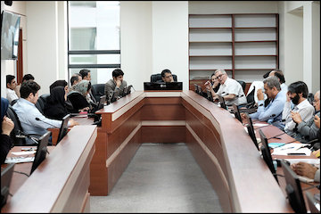 نشست بازنگری در شرح خدمات طرحهای توسعه و عمران/ ۴ گام وزارت راه و شهرسازی برای پایش و بازنگری طرحهای توسعه وعمران جلسه