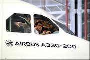 ایرباس ۳۳۰ یک هواپیمای استراتژیک است/ افزایش رفاه و امنیت با ورود هواپیماهای پیشرفته/ خرید هواپیما یک سرمایه‌گذاری اقتصادی و اجتماعی است