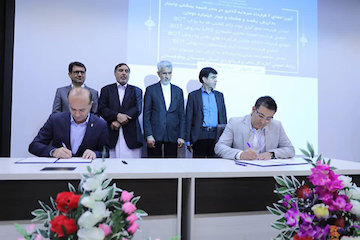 امضا ۴ قرارداد سرمایهگذاری به ارزش  ۱۸۴ میلیارد تومان با بخش خصوصی در بندر چابهار مراسم