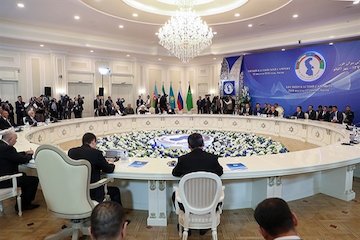 دریای خزر متعلق به کشورهای ساحلی آن است/ ایران با داشتن دسترسی دریایی در شمال و جنوب برای توسعه تجارت آماده است دیدار