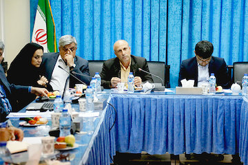 نشست هم اندیشی شورای هماهنگی راه و شهرسازی مازندران و مرکز تحقیقات راه ، مسکن و شهرسازی جلسه