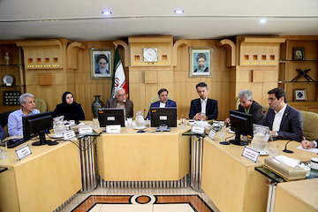گزارش دویستوهفتمین نشست شورایعالی هماهنگی ترابری کشور/ آخوندی: تعداد ناوگان باری جادهای تابعی از متغیر سهم حملونقل ریلی است جلسه