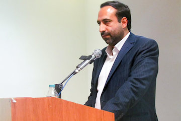 رعايت اصول و ضوابط پدافند غيرعامل دركليه طرحهای راه و شهرسازی استان ايلام علی اصغر كاظمی