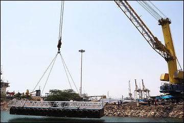 جابجایی بیش از ۴ میلیون تن انواع کالاهای نفتی و غیرنفتی از بنادر قشم/ افزایش ۳ برابری صادرات از مبدا بنادر جزیره قشم بندر قشم