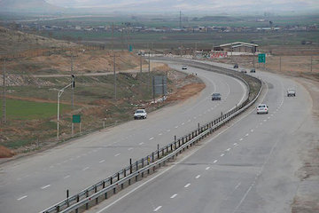 جزئیات ممنوعیتها و محدودیتهای ترافیکی محورهای مواصلاتی کشور/ کاهش ۲.۲ درصدی تردد نسبت به روز قبل جاده
