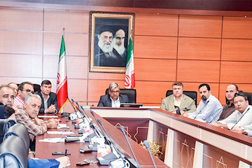 کار تعیین حریم گسلهای کرمانشاه کلید خورد. جلسه