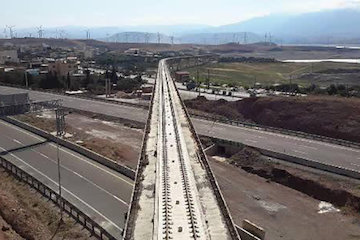 اتمام روسازی طولانیترین پل راهآهن قزوین- رشت پل ریلی