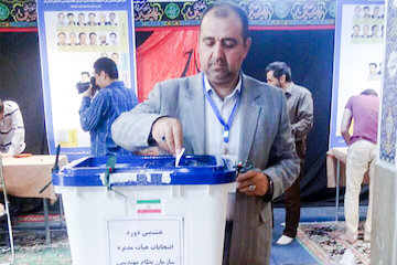 بازدید مدیرکل راه و شهرسازی از  انتخابات هیات مدیره نظام مهندسی ساختمان استان قم انتخابات نظام مهندسی