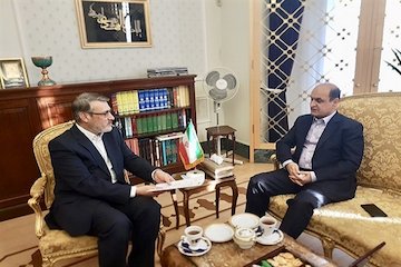 دیدار معاون امور دریایی سازمان بنادر با سفیر و نماینده دائم ایران در لندن دیدار