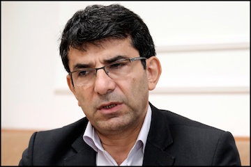 ثبت شتاب ۴ دهم و یک دهم شتاب ثقل در سرپل ذهاب و گیلانغرب توسط دستگاههای شتاب نگار مرکز تحقیقات محمد شکرچی زاده