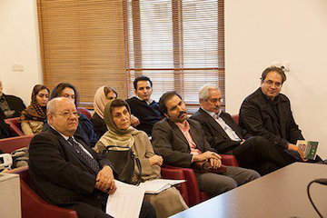 توسعه شهری را نمیتوان فقط به معماران و مهندسان سپرد/ وضعیت زیرساختهای شهری وحشتناک است/ تابآوری بازگشت به جریان زندگی است جلسه