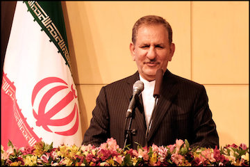 با برنامهریزی جامع در انواع روشهای حملونقل، از تحریم عبور میکنیم/ تاکید بر توسعه شبکه داخلی و بینالمللی ریلی کشور/ایمنی سفرهای هوایی تامین خواهد شد
 اسحاق جهانگیری