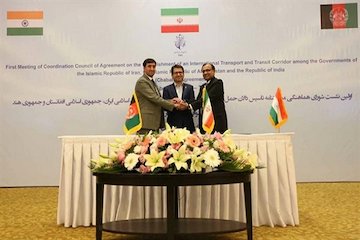 برگزاری اولین نشست کمیته پیگیری موافقتنامه سهجانبه ترانزیتی ایران، هند و افغانستان/اعلام برپایی همایش معرفی پتانسیلها و ظرفیتهای توسعهای بندرچابهار/ حضور کشورهای اروپایی و مشترکالمنافع در همایش چابهار چابهار