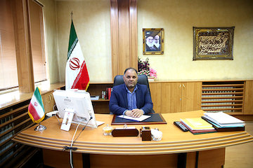 داریوش حسینی