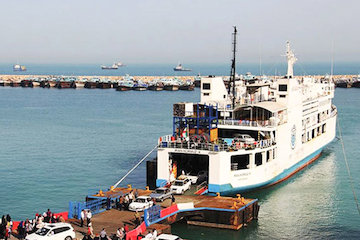 عملیات کانتینری از ۳هزار TEU كانتینر گذشت/افزایش ترابری ایمن مسافران دریایی در بنادر غرب هرمزگان بندر