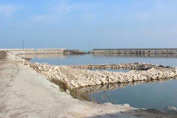 قرارداد واگذاری اراضی ساحلی بندر گز جهت ایجاد طرح گردشگری منعقد شد ساحل دریا