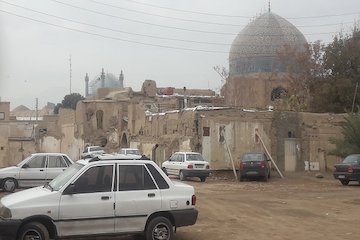 مقاومت در برابر مصوبات شورایعالی شهرسازی زیر ستونهای نقش جهان  خیابان آقانورالله نجفی