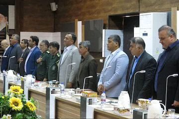 پیشرفت ۹۰ درصدی بازسازی اسکله بتنی بندرگاه ابوموسی/ تجهیز برج کنترل بندر به جدیدترین سامانهها جلسه
