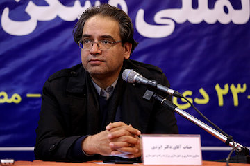 تصمیمگیری نهایی در مورد طرح توسعه دانشگاه تهران، طرح ساختمان پلاسکو و طرح ویژه منطقه ۲۲ تهران با حضور شهردار پایتخت/ نهاد مطالعات طرح جامع تهران احیا میشود/همدلی وزارتخانه و شهرداری تهران به تحقق طرح جامع و تفصیلی یاری میکند سعید ایزدی