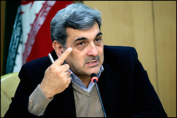 ساخت و ساز در منطقه ۲۲ تهران محدود میشود /کلانشهر تهران از سقف جمعیتی پیش بینی شده، عبور کرده است پیروز حناچی