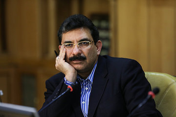 سیاستهای انقباضی ساخت و ساز مسکن را کاهش داد/ نیاز به ۶۰۰ تا ۸۰۰ هزار واحد مسکونی جدید در سال  مازیار حسینی