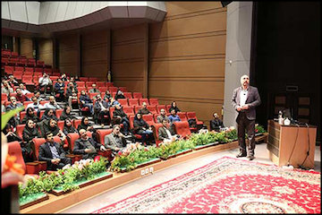 دو چالش سرمایهگذاری بالا و تغییر اساسنامه در طرح تحول ساختاری راهآهن  جلسه