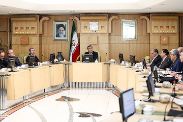 سامانه اخذ عوارض الکترونیکی یکپارچه آزادراهی اقدام ارزشمند است/کمک به تسریع تردد مردم مهم است جلسه