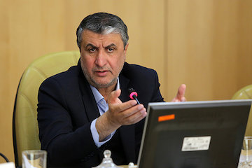 وزیر راه و شهرسازی از کاهش ۱۷ ساله سن مدیران این وزارتخانه خبر داد/ افزایش عرضه در بازار مسکن برای افزایش قدرت خرید جوانان محمد اسلامی