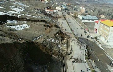 جزییات رانش زمین در طالقان/ضرورت نظارت جدیتر در خاکبرداری منطقه مستعد رانش طالقان رانش زمین