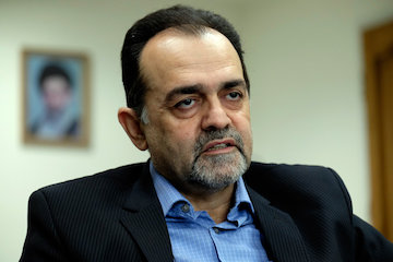تدوین و بازنگری طرح جامع مسکن به صورت فرا وزارتخانهای با محوریت وزارت راه و شهرسازی/ رایزنی با وزارتخانهها و سازمانهای مختلف در حال انجام است/ توجه طرح جامع مسکن بر میزان خطرپذیری در سطح کشور  عباس فرهادیه