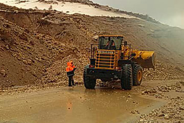 ۷۳ نقطه از جاده های اصلی اندیکا ریزش برداری شد ریزش برداری