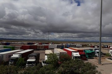 فرایند واردات و صادرات از مبادی بندری، ریلی و جاده ای به صورت شبانهروزی در حال انجام است گمرک دوغارون